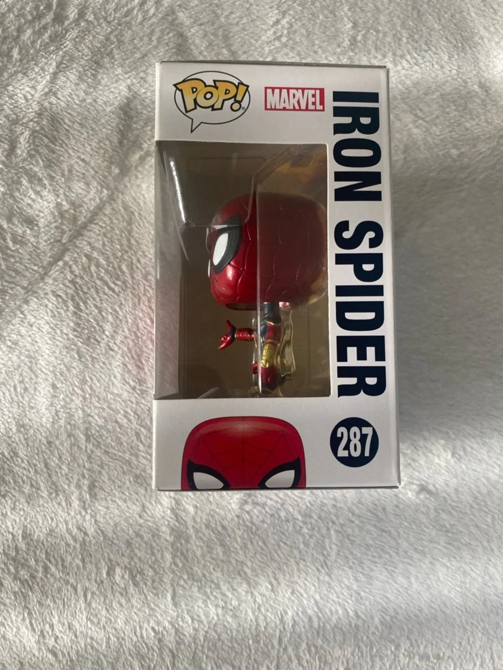 Funko Iron Spider Bobblehead - Red, Blue & Gold - Picture 6 of 6